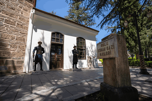 Ertugrul Gazi Türbesi