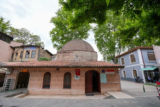 Hacı Özbek Türbesi