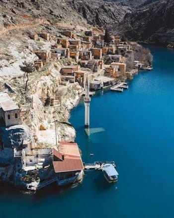 Halfeti ve Savaşan Köyü